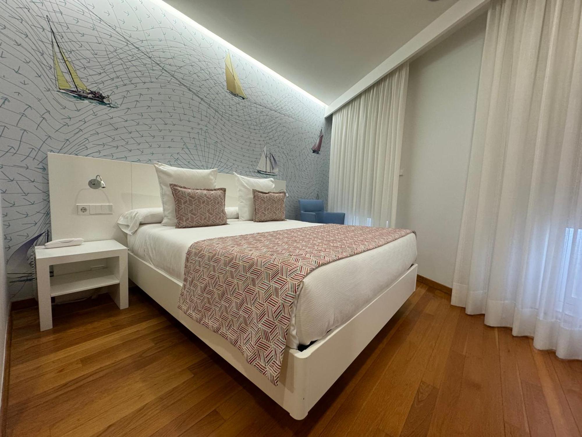 Hotel Lino Vigo Kültér fotó
